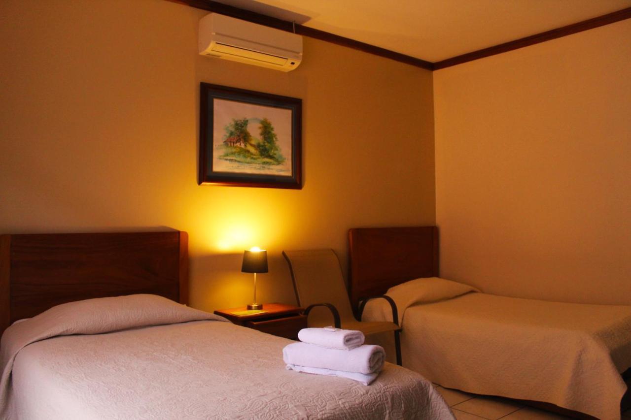 Hotel Guadalupe Tilarán Eksteriør billede