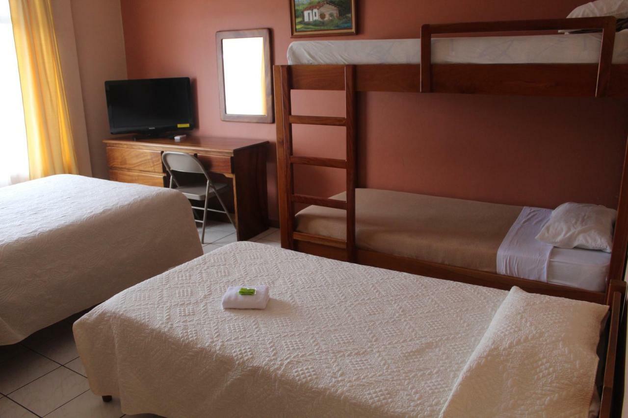 Hotel Guadalupe Tilarán Eksteriør billede